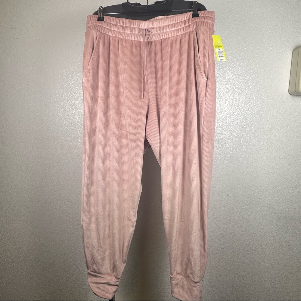 All in Motion Pink‎ Track Velour Pants